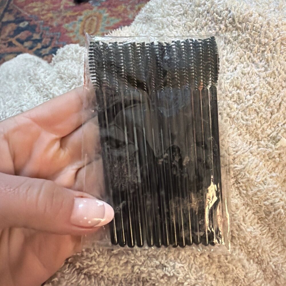Mary Kay Eye Sample Disposable Lash Brushes - 14/pack